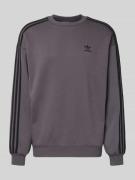 adidas Originals Oversized Sweatshirt mit Logo-Stitching Modell 'Crew'...