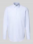 Christian Berg Men Regular Fit Business-Hemd mit Kentkragen in Bleu, G...