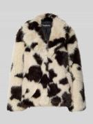 B.Young Jacke aus Kunstfell Modell 'Bemio Cow Jacket' in Offwhite, Grö...