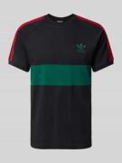 adidas Originals T-Shirt aus Viskose mit Label-Stitching in Black, Grö...