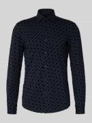 BOSS Slim Fit Businesshemd mit Kentkragen Modell 'HANK' in Black, Größ...