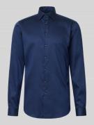 Christian Berg Men Regular Fit Businesshemd mit extra langem Arm in Ma...