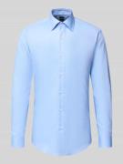 BOSS Slim Fit Businesshemd aus Baumwoll-Mix Modell 'HANK' in Bleu, Grö...