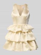 Adrianna Papell Cocktailkleid aus Satin im Stufen-Look in Gold, Größe ...