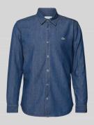 Lacoste Regular Fit Jeanshemd mit Logo-Badge in Blau, Größe 40