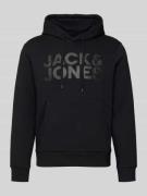 Jack & Jones Hoodie mit Label-Print und Känguru-Tasche in Black, Größe...