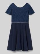 Happy Girls Knielanges Kleid mit Rundhalsausschnitt in Marine, Größe 1...