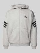 adidas Sportswear Sweatjacke mit Kapuze und Logo in Mittelgrau, Größe ...
