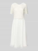 Vera Mont Cocktailkleid mit Spitze und Rundhalsausschnitt in Offwhite,...