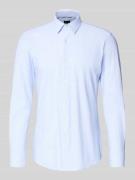 BOSS Slim Fit Businesshemd mit Allover-Muster Modell 'HANK' in Bleu, G...