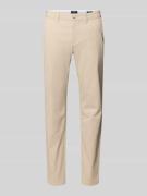 MCNEAL Straight Fit Chino mit Gesäßtaschen in Kitt, Größe 102