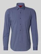HUGO Slim Fit Businesshemd mit Kentkragen Modell 'KENNO' in Marine, Gr...