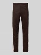 adidas Originals Sweatpants mit elastischem Bund in Dunkelbraun, Größe...