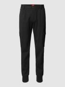 HUGO Tapered Fit Cargohose mit Bundfalten Modell 'Glavin' in Black, Gr...