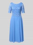 Vera Mont Knielanges Cocktailkleid mit Spitze und Rundhalsausschnitt i...