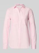 Christian Berg Woman Regular Fit Bluse mit V-Ausschnitt und Brusttasch...