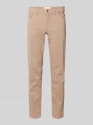 Brax Hose mit Label-Patch Modell 'Cadiz' in Beige, Größe 33/30