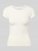 Gina Tricot Slim Fit T-Shirt aus Modal-Mix in Offwhite, Größe L