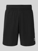 adidas Originals Relaxed Fit Sweatshorts mit Baumwoll-Anteil in Black,...