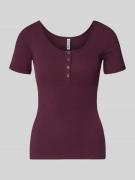 Pieces Slim Fit T-Shirt aus Baumwoll-Mix Modell 'KITTE' in Dunkelrot, ...