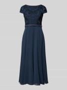 Christian Berg Cocktail Cocktailkleid mit Stitchings und Perlen in Dun...