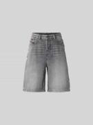Diesel Relaxed Fit Jeansshorts aus Baumwolle in Hellgrau, Größe 25