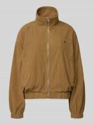 REVIEW Regular Fit Jacke in Cord-Optik mit Logo-Applikation in Camel, ...