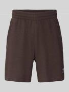 adidas Originals Regular Fit Sweatshorts mit Baumwoll-Anteil in Dunkel...