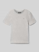 Tommy Hilfiger Teens Regular Fit T-Shirt aus reiner Baumwolle in Mitte...