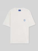 Hugo Blue Regular Fit T-Shirt aus Frottee in Offwhite, Größe L