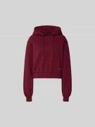 ROTATE Cropped Hoodie mit Logo-Patch in Bordeaux, Größe L