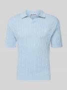 REVIEW Slim Fit Strick-Poloshirt mit Label-Stitching in Hellblau, Größ...