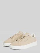 Tommy Hilfiger Sneaker mit Logo Detail aus echtem Leder in Beige, Größ...