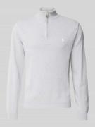 REVIEW Troyer mit Logo-Stitching und kurzem Reißverschluss in Hellgrau...