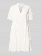 YAS Minikleid mit Lochstickerei Modell 'Holi' in Weiss, Größe L