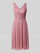TROYDEN COLLECTION Knielanges Cocktailkleid mit V-Ausschnitt in Altros...