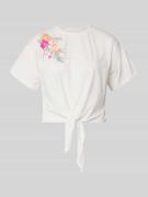 YAS Regular Fit T-Shirt mit floralem Stitching Modell 'Fabian' in Offw...