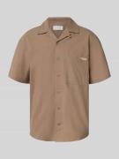 Calvin Klein Jeans Regular Fit Freizeithemd mit Brusttasche in Sand, G...