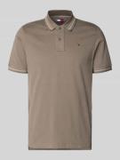 Tommy Jeans Regular Fit Poloshirt aus reiner Baumwolle in Beige, Größe...