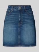 Tommy Jeans Regular Fit Jeansrock aus Baumwoll-Mix Modell 'MOM' in Jea...