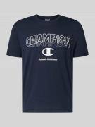 CHAMPION T-Shirt mit Label-Print und Rundhalsausschnitt in Marine, Grö...