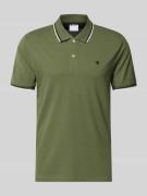 CHAMPION Slim Fit Poloshirt mit Label-Stitching in Oliv, Größe L