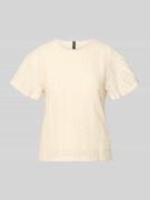 Vero Moda Kurzarmbluse mit Lochstickerei Modell 'CASSANDRA' in Offwhit...