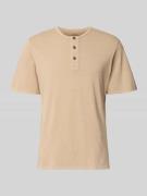Jack & Jones Premium T-Shirt mit Rundhalsausschnitt und Knopfleiste in...