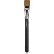 MAC Cosmetics Brush 191 Square Foundation