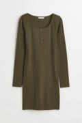 H&M Jerseykleid mit kurzer Knopfleiste Dunkles Khakigrün, Alltagskleid...