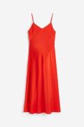 H&M MAMA Slipkleid aus Satin Rot, Kleider in Größe S. Farbe: Red