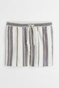 H&M Shorts aus Leinenmix Regular Fit Weiß/Schwarz gestreift in Größe X...