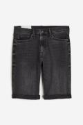 H&M Freefit® Slim Denim Shorts Schwarz in Größe W 40. Farbe: black 011