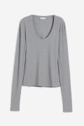 H&M Geripptes Shirt Grau, Tops in Größe S. Farbe: Grey